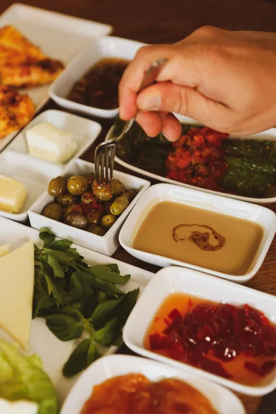 zengin ve leziz Türk Kahvaltı