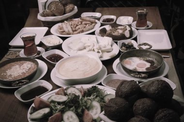 zengin ve leziz Türk Kahvaltı