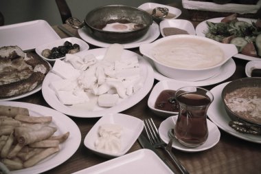 zengin ve leziz Türk Kahvaltı
