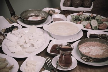 zengin ve leziz Türk Kahvaltı