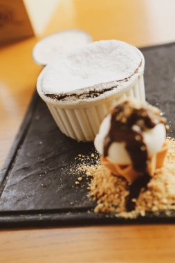 dondurma çikolatalı sufle