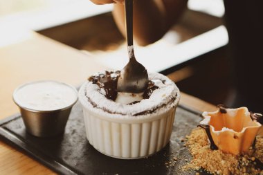 dondurma çikolatalı sufle