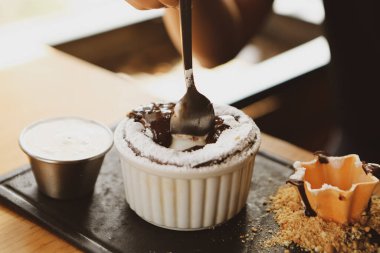 dondurma çikolatalı sufle