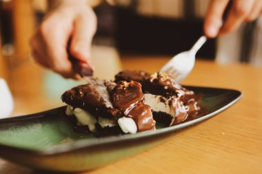 dondurma çikolatalı sufle