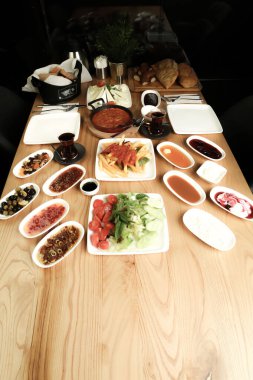 zengin ve leziz Türk Kahvaltı