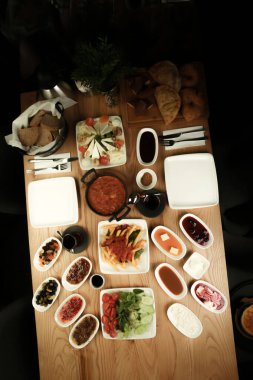 zengin ve leziz Türk Kahvaltı