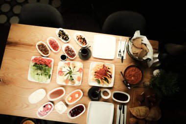 zengin ve leziz Türk Kahvaltı