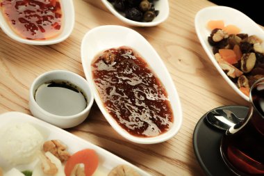 zengin ve leziz Türk Kahvaltı