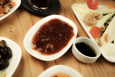 zengin ve leziz Türk Kahvaltı