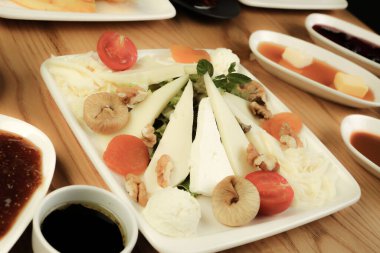 zengin ve leziz Türk Kahvaltı