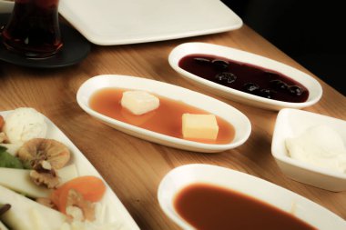 zengin ve leziz Türk Kahvaltı