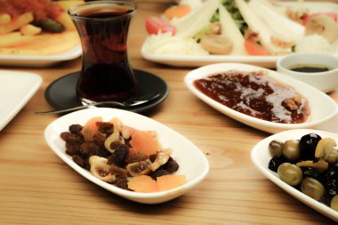 zengin ve leziz Türk Kahvaltı