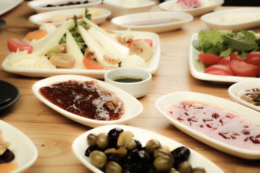 zengin ve leziz Türk Kahvaltı