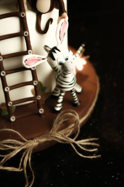 Masada lezzetli bir pasta var.