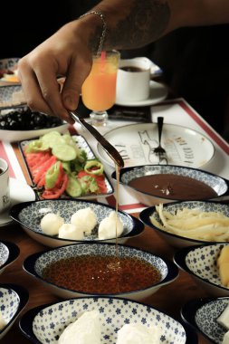 zengin ve leziz Türk Kahvaltı