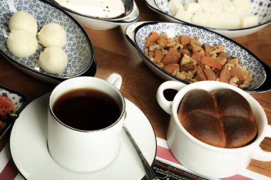 zengin ve leziz Türk Kahvaltı