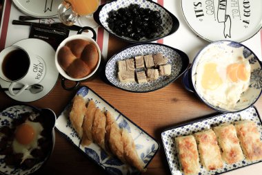 zengin ve leziz Türk Kahvaltı