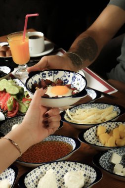 zengin ve leziz Türk Kahvaltı