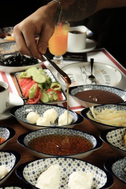 zengin ve leziz Türk Kahvaltı