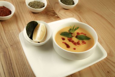 Lezzetli Çorba, Sebze Çorbası, Kase