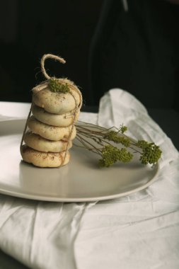 Koyu çikolata parçaları ile tanımlama