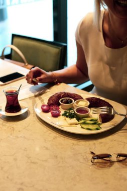 zengin ve leziz Türk Kahvaltı