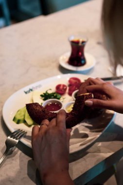 zengin ve leziz Türk Kahvaltı