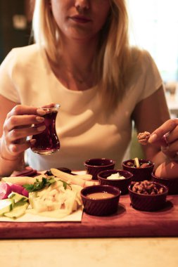 zengin ve leziz Türk Kahvaltı