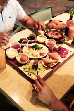 zengin ve leziz Türk Kahvaltı