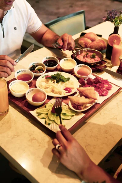 zengin ve leziz Türk Kahvaltı