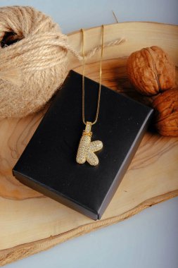 Mücevher ve Moda Mücevherleri