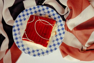 Masada lezzetli bir pasta var.