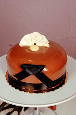 Masada lezzetli bir pasta var.