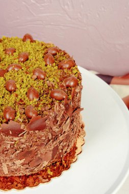 Masada lezzetli bir pasta var.