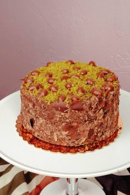 Masada lezzetli bir pasta var.