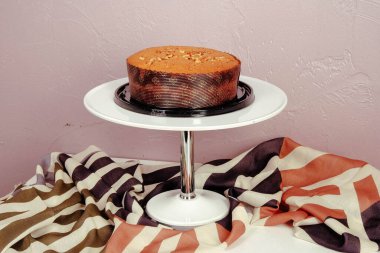 Masada lezzetli bir pasta var.