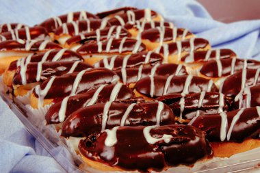 Masada lezzetli bir pasta var.