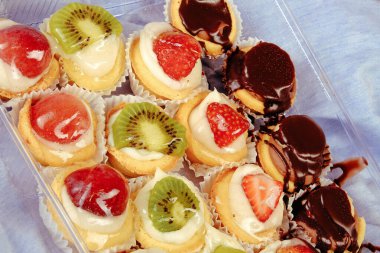 Masada lezzetli bir pasta var.