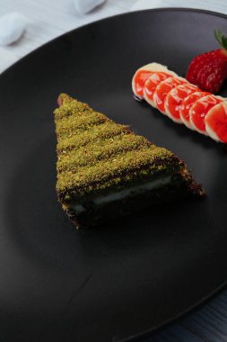 Masada lezzetli bir pasta var.