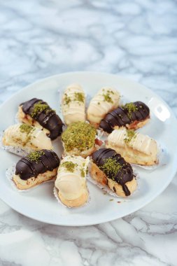 Masada lezzetli bir pasta var.