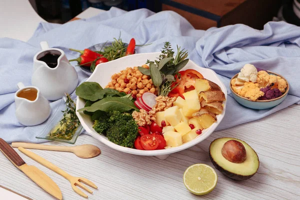 Prato Salada Fresca Com Verduras Misturadas — Fotografia de Stock