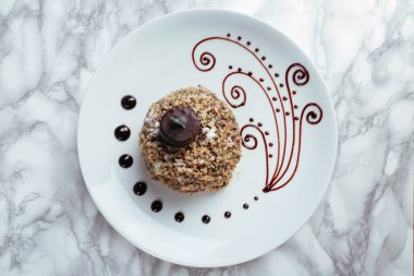 Masada lezzetli bir pasta var.