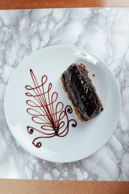 Masada lezzetli bir pasta var.