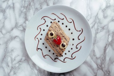 Masada lezzetli bir pasta var.