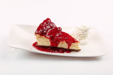 Masada lezzetli bir pasta var.