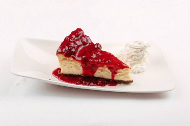 Masada lezzetli bir pasta var.