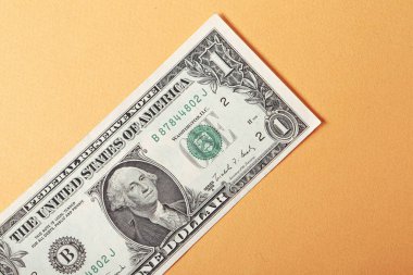 Bir sürü nakit bize dolar