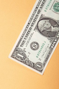 Bir sürü nakit bize dolar