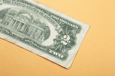 Bir sürü nakit bize dolar