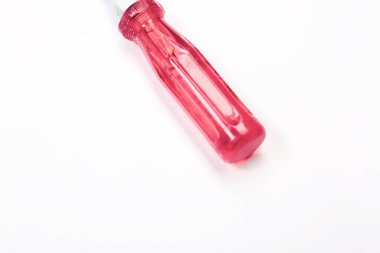 Plastik saplı tornavida.